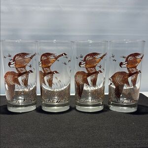Set of 4 Brown Goose Design Glasses